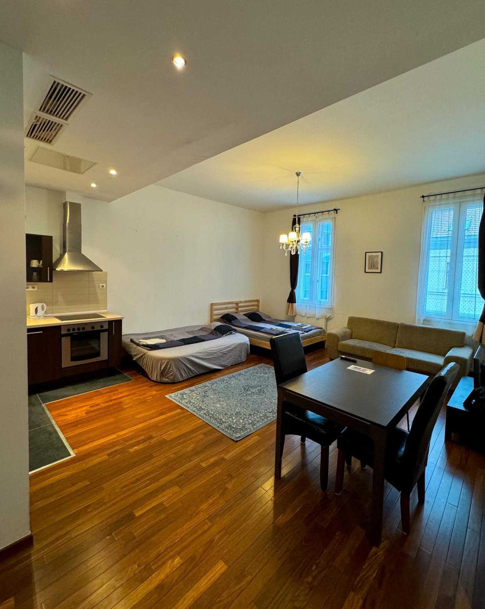 Downtown Family Apartments Budapest Room photo