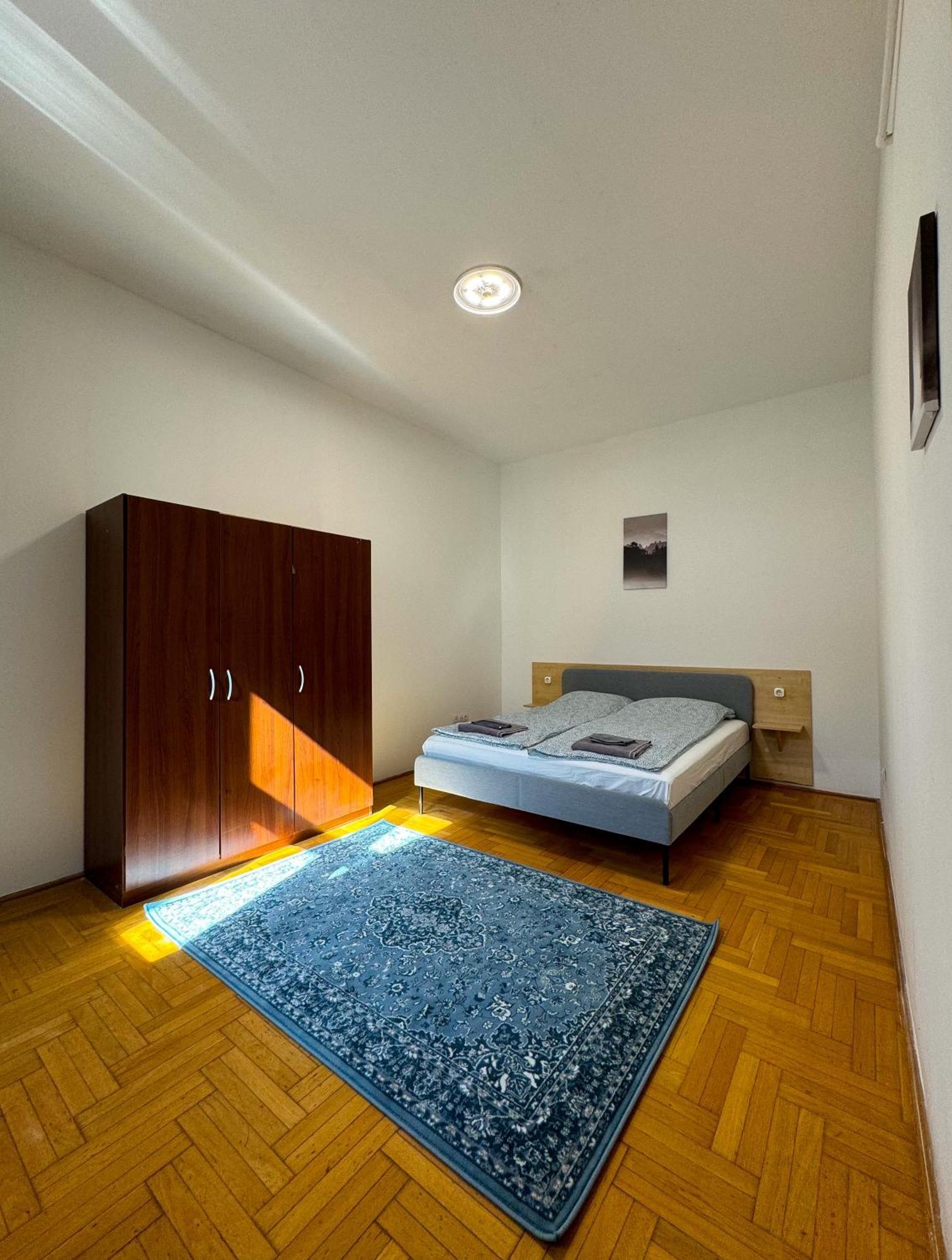 Downtown Family Apartments Budapest Room photo