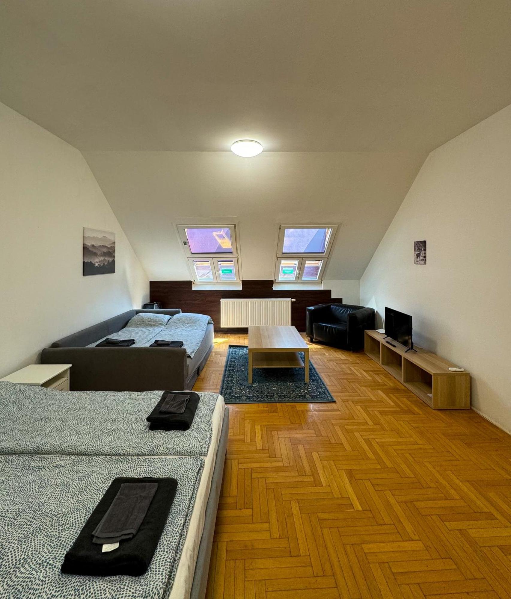 Downtown Family Apartments Budapest Room photo
