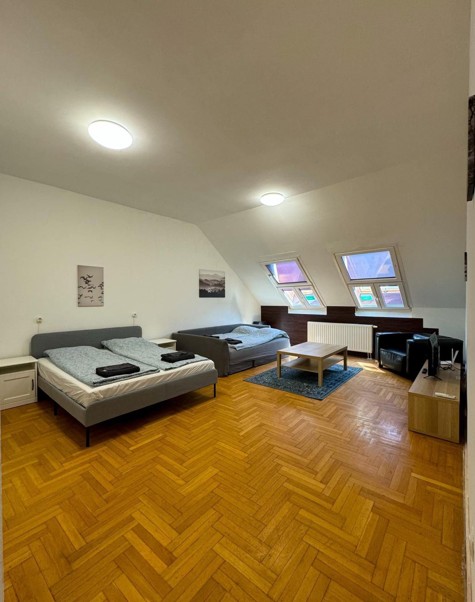 Downtown Family Apartments Budapest Room photo
