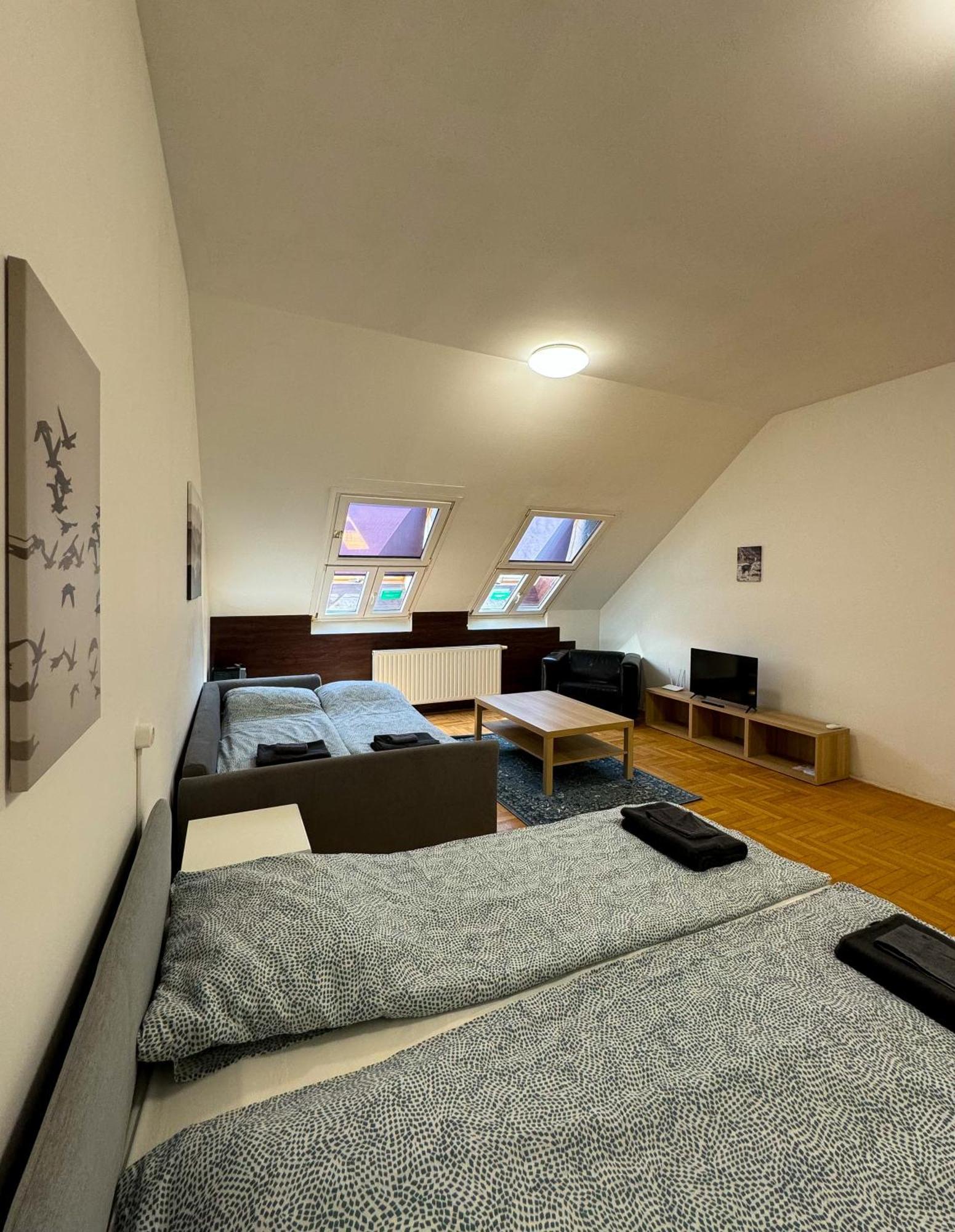 Downtown Family Apartments Budapest Room photo